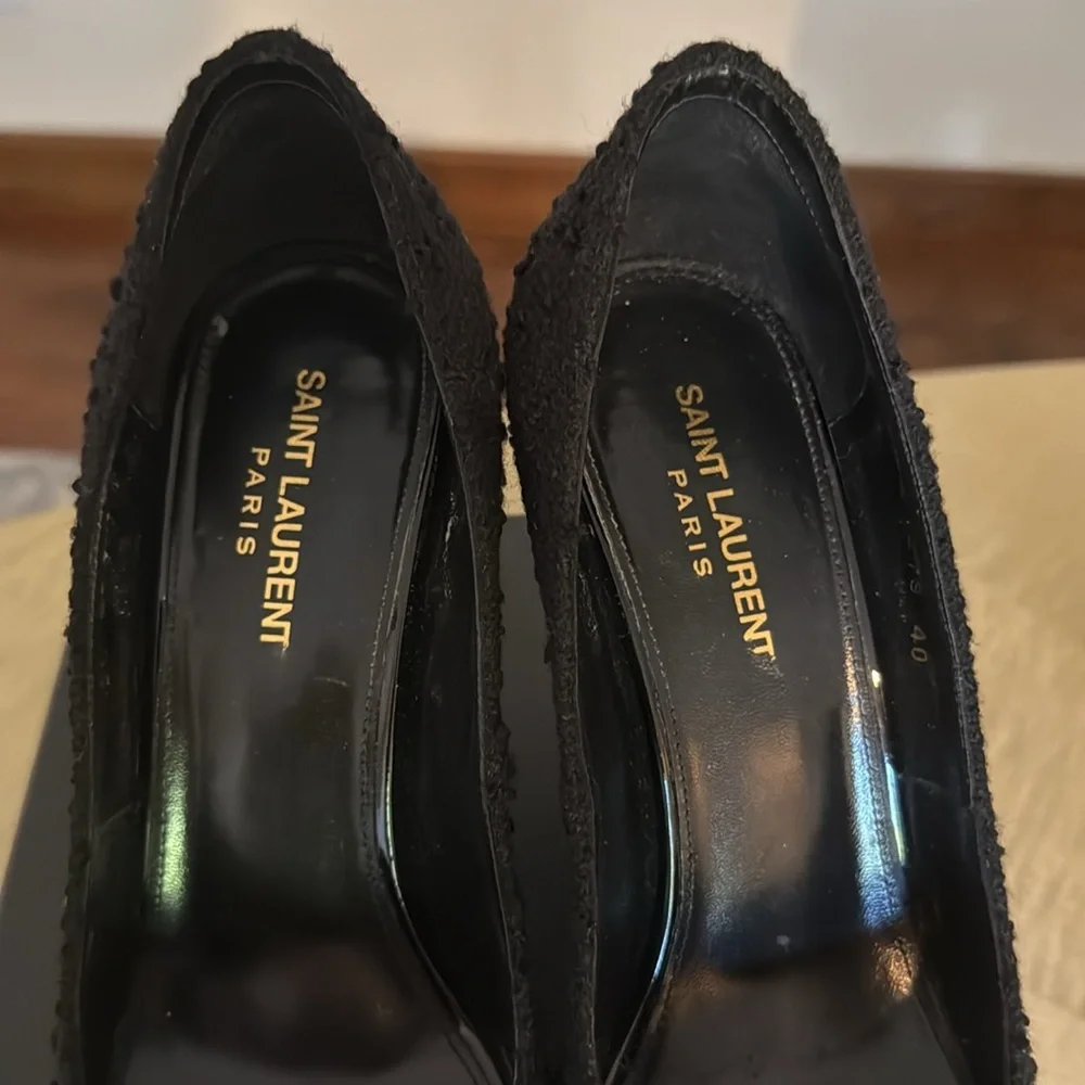 Saint Laurent Tess Boucle Liverpool
Pumps in fair condition - Picture 6 of 8